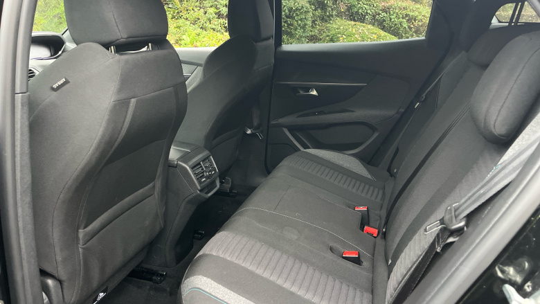 Peugeot 3008 1.6 Hybrid 180 Active 5dr e-EAT8 Estate